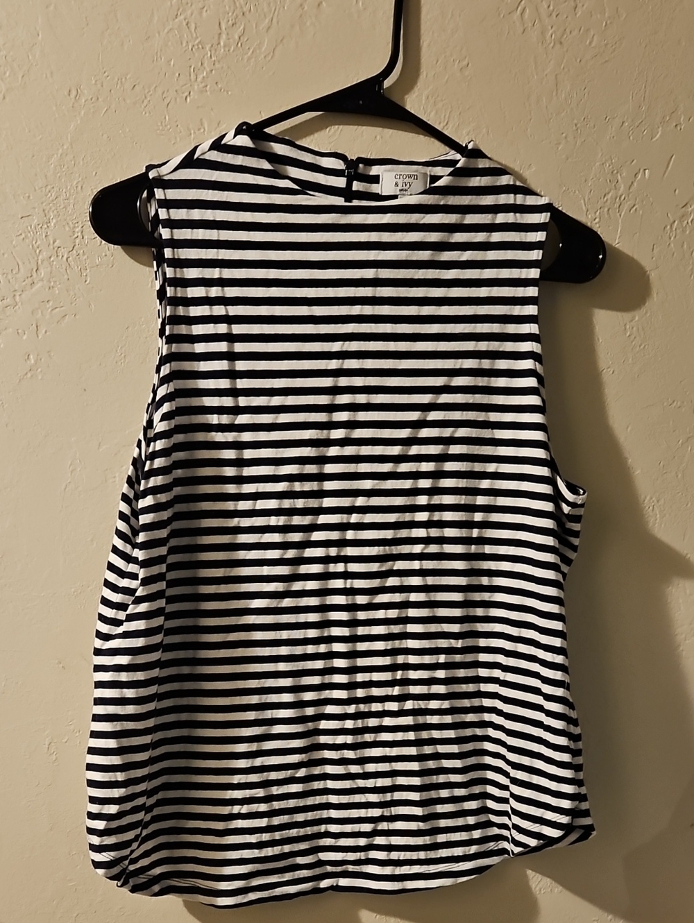crown & ivy Black and White Striped Sleeveless Tank